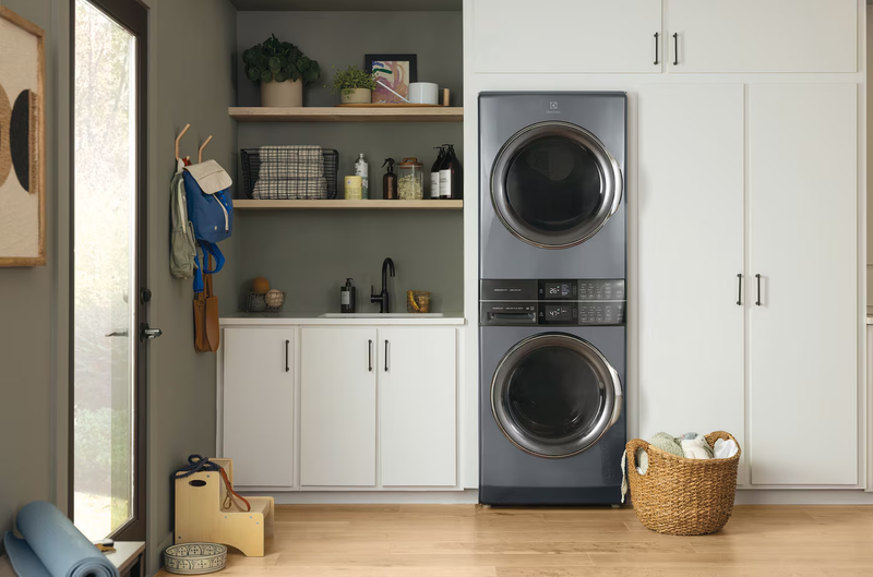 Lavadora y secadora eléctrica de una sola unidad Laundry Tower™ Serie 600