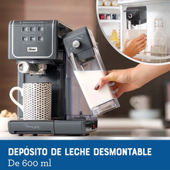 Cafetera Oster® PrimaLatte™ Touch